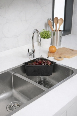 Vantuzlu Üçgen Lavabo Süzgeci Mutfak Evye Köşe Süzgeci Siyah - 6