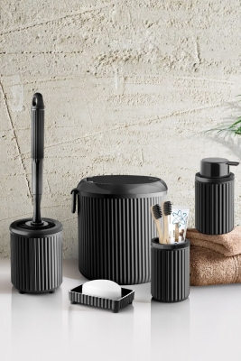 Çöp Kovası Tuvalet Fırçası Sıvı Sabunluk Diş Fırçalık Katı 5 Parça Banyo Seti 4 Litre Siyah 3005 - Sas Haus