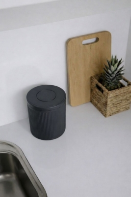 Lines Lüks Çizgili Tezgah Üstü Mutfak Çöp Kovası - Gri Kapaklı Atık Kutusu 5 Litre 3372 - 6