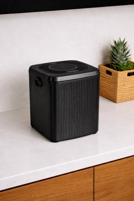 Lines Lüks Çizgili Tezgah Üstü Mutfak Çöp Kovası - Siyah Kapaklı Atık Kutusu 5 Litre 3012 - 3