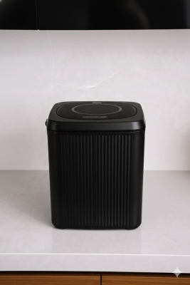 Lines Lüks Çizgili Tezgah Üstü Mutfak Çöp Kovası - Siyah Kapaklı Atık Kutusu 5 Litre 3012 - 5