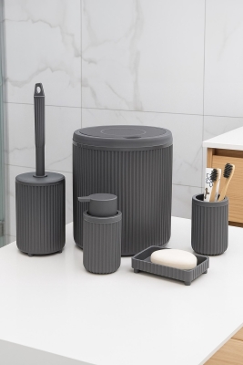 Lines Serisi Gri Banyo Seti, 5 Parça Lüks Akrilik Çöp Kovası, Fırça, Sabunluk Banyo Aksesuar Seti - 2
