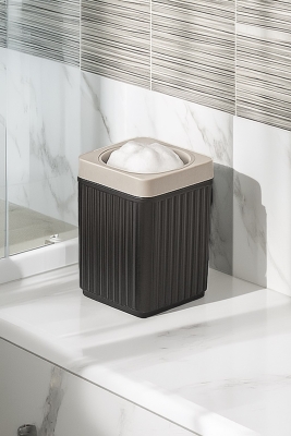 Lines Serisi Siyah Banyo Seti, 5 Parça Akrilik Organizer, Sabunluk, Diş Fırçalık, Pamukluk Takımı - 5