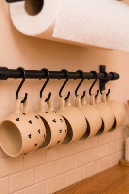 Mutfak Düzenleyici Set Yapışkanlı Baharatlık Rafı Kağıt Havluluk ve 6 Kancalı Kupa Askısı Siyah RT-2 - 4