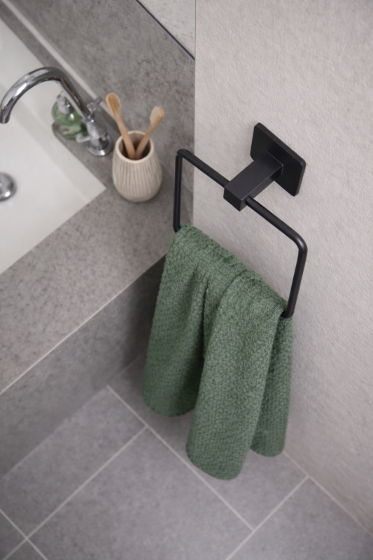 Yapışkanlı Siyah Kare Havluluk Duvar Tipi Delme Gerektirmez Banyo Havlu Askılığı S-130 - KTS Kont - 4